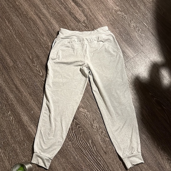 Grey sweatpants - Picture 5 of 6